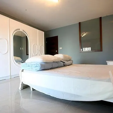 Apartment Towarowa *
