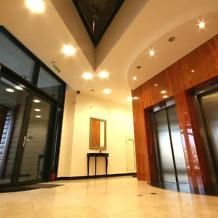 Towarowa Apartment