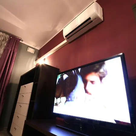 Towarowa Apartment *