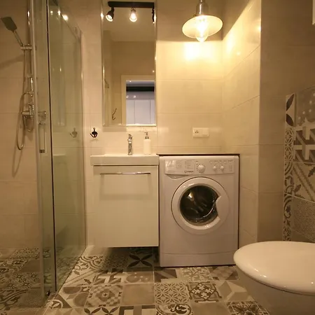 Towarowa Apartment